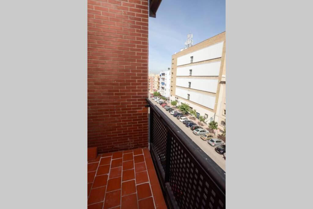 Apartamento Completo - Centro De Algeciras Kültér fotó